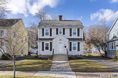 393 Campfield Ave, Hartford, CT 06114