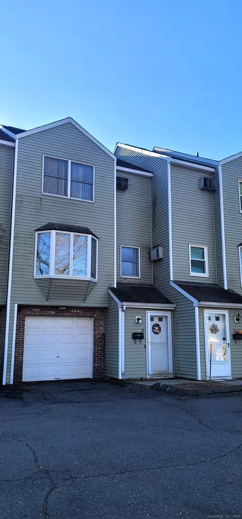 40 South St #25, Bristol, CT 06010