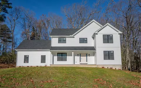 60 Hollister Dr, Avon, CT 06001