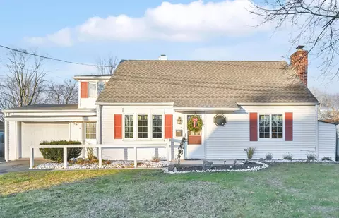 2 Cooper Ave, Wallingford, CT 06492