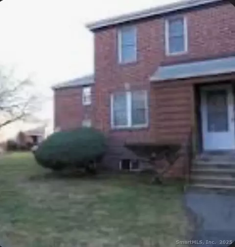 94 Virginia Ave #94, Bridgeport, CT 06610