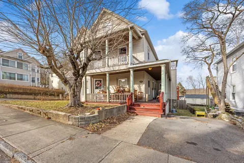 37 New St, Naugatuck, CT 06770