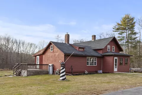 2 Hampton Rd, Pomfret, CT 06259