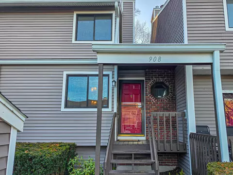 908 Mill Pond Dr #908, South Windsor, CT 06074