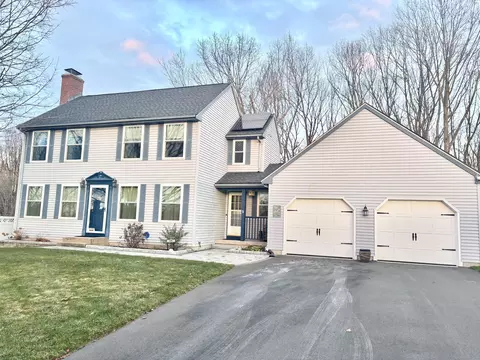 11 Bentley Dr, Manchester, CT 06042