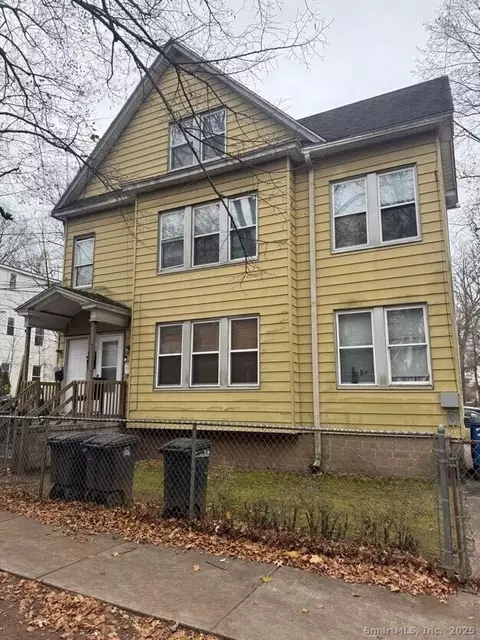 40 Harding Pl, New Haven, CT 06511