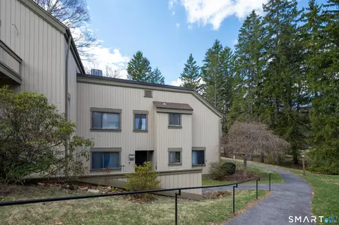 496 Heritage Vlg #A, Southbury, CT 06488