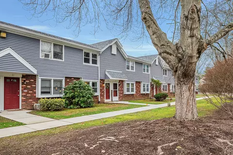 211 E Main St #20B, Branford, CT 06405