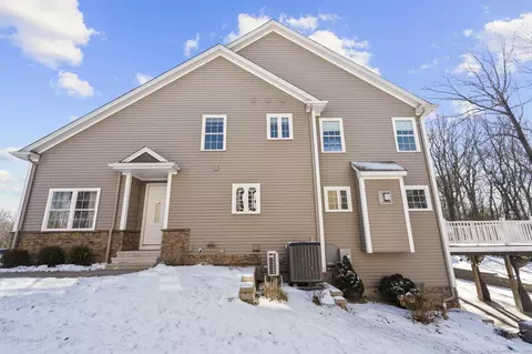 20 Brookview Cir #20, Bristol, CT 06010