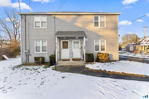 289 Pearl Harbor St, Bridgeport, CT 06610