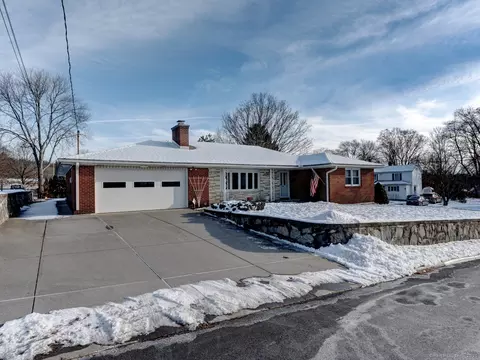 10 Mckay St, Torrington, CT 06790