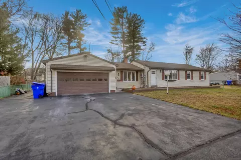 18 Hudson St, Enfield, CT 06082