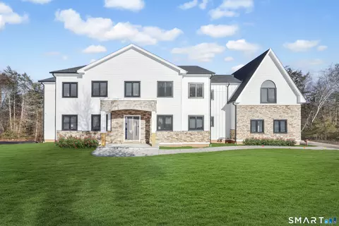 3 Cobtail Way, Simsbury, CT 06070