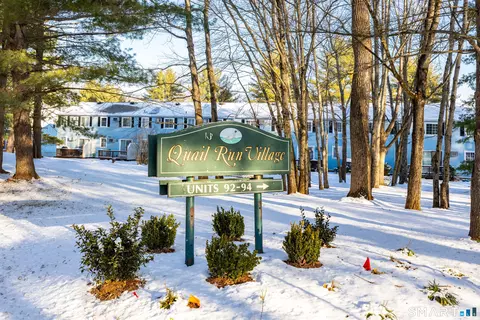 94 Cynthia Ln #D-5, Middletown, CT 06457