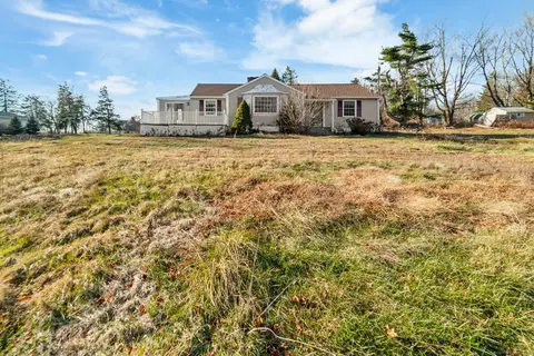 349 Amity Rd, Bethany, CT 06524