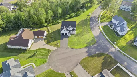 View/Area - 6 Vinnie Dr, Wethersfield, CT 06109 photo 2 of 2