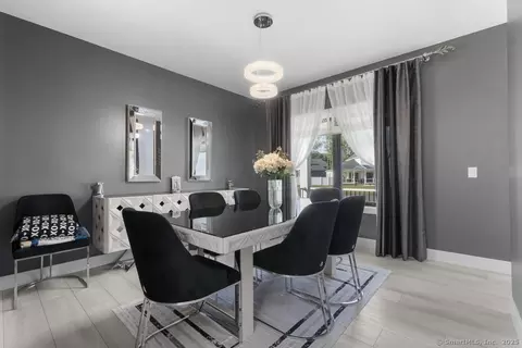 Dining - 6 Vinnie Dr, Wethersfield, CT 06109 photo 1 of 2