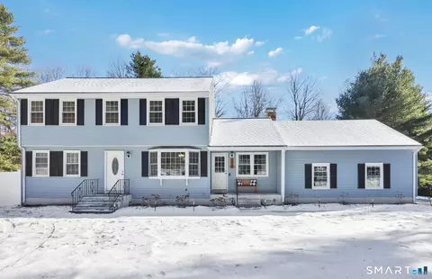 562 Lovely St, Avon, CT 06001