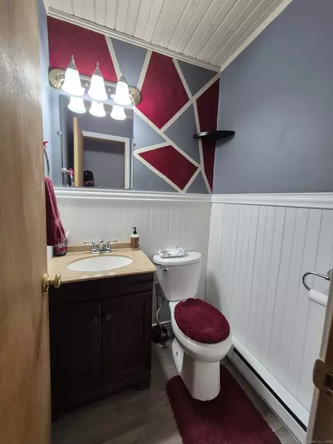 Bath - 74 Athol St #74, Killingly, CT 06239 photo 1 of 4
