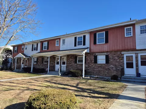 74 Athol St #74, Killingly, CT 06239