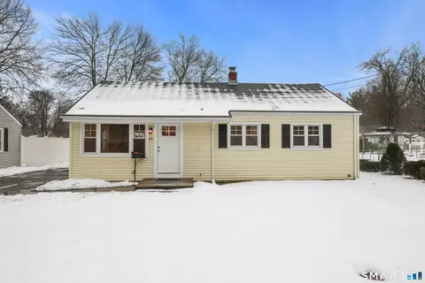 45 Montague Cir, East Hartford, CT 06118