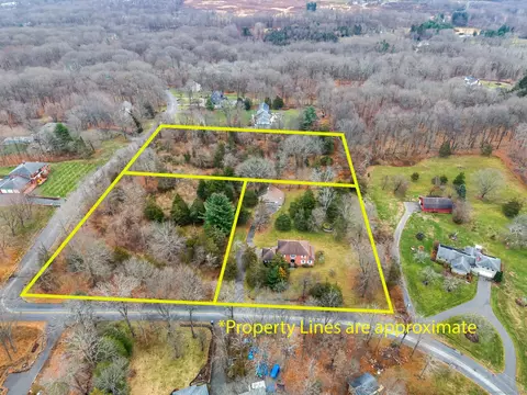 886 Coleman Rd, Cheshire, CT 06410