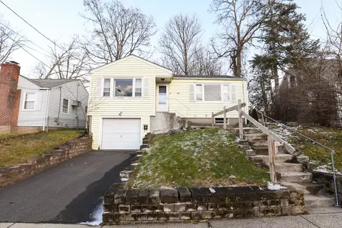 104 Hollywood Ave, Hartford, CT 06110