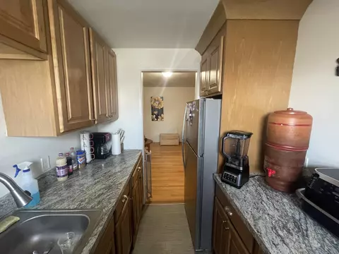 24 Merrill St #C4, Hartford, CT 06106