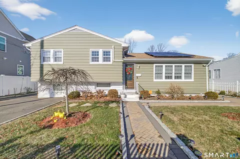 120 Clark St, Bridgeport, CT 06606