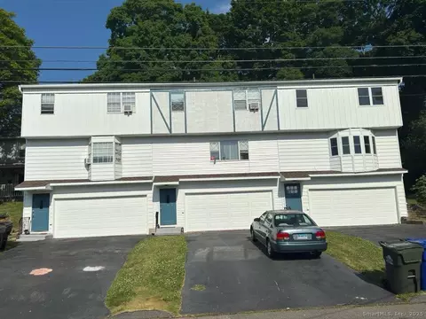 111 Sunset Avenue Apt 111 113 115 Ave #111, 113, 115, Meriden, CT 06450