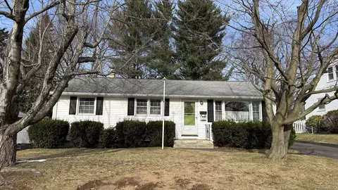 107 Brace Ave, Bristol, CT 06010