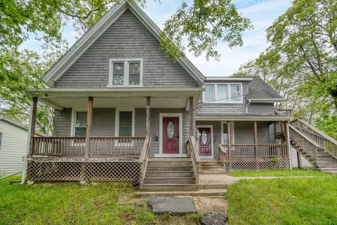 44 Summer St, Norwich, CT 06360