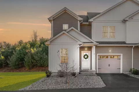 29 Covey Rd #19, Burlington, CT 06013
