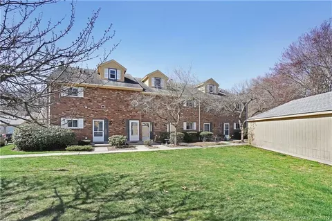 1400 Hartford Tpke #25, North Haven, CT 06473