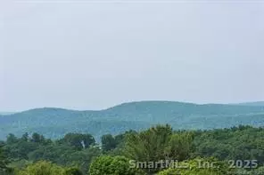 5 Tramita Ct, New Milford, CT 06776