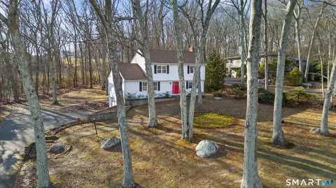 29 Legendary Rd, East Lyme, CT 06333