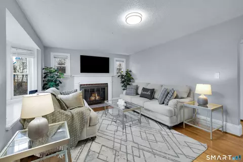 94 Benton St, Manchester, CT 06040