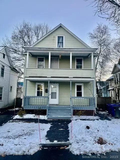 35 James St, Torrington, CT 06790