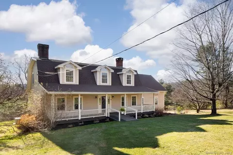 24 Ore Hill Rd, Lakeville, CT 06039