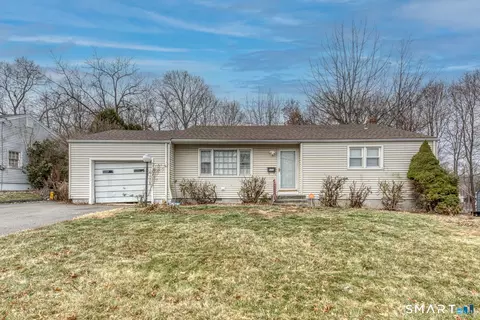 117 Texas Dr, New Britain, CT 06052