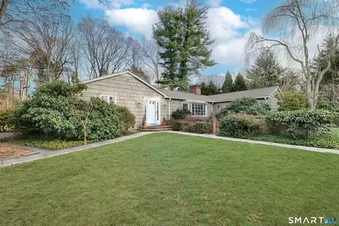 5 Over Rock Ln, Westport, CT 06880