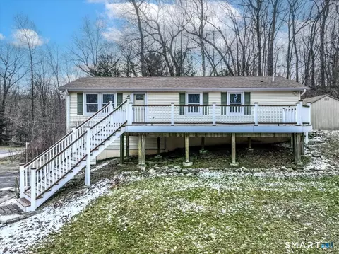 27 Long Meadow Ln, Bethel, CT 06801