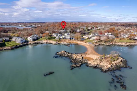 66 Turtle Bay Dr #66, Branford, CT 06405