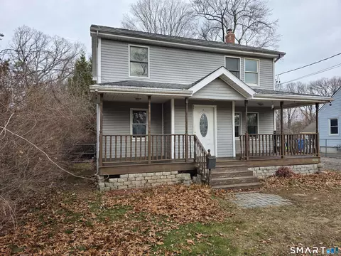 237 Woodland St, Manchester, CT 06042