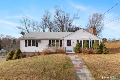 46 Skyline Dr, Southington, CT 06489