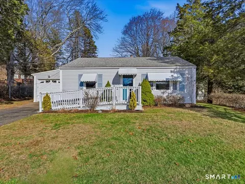 23 Jenna Rd, Wallingford, CT 06492