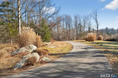 248 Cow Hill Rd, Clinton, CT 06413