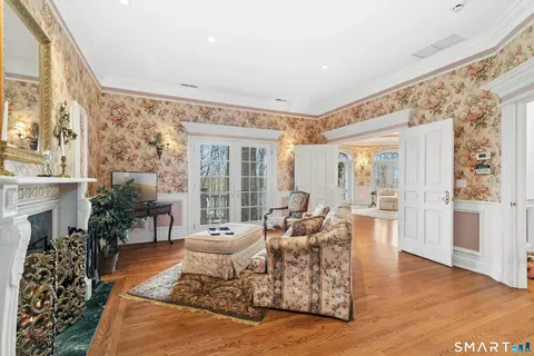 Living - 63 Turney Rd, Redding, CT 06896 photo 4 of 4
