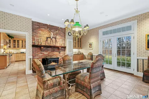 Dining - 63 Turney Rd, Redding, CT 06896 photo 3 of 3
