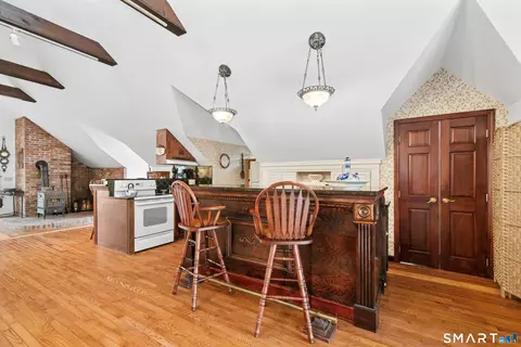 Kitchen - 63 Turney Rd, Redding, CT 06896 photo 4 of 4